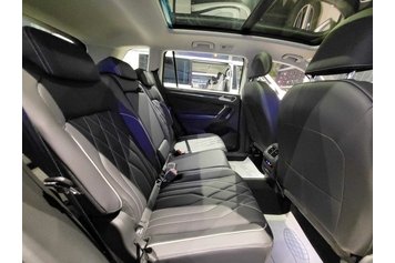 Tiguan PRO Long Серый Platinum металлик 2023