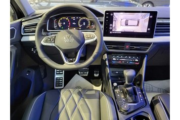 TIGUAN Long330 Черный Deep перламутр 2023