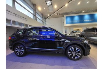 TIGUAN Long330 Черный Deep перламутр 2023