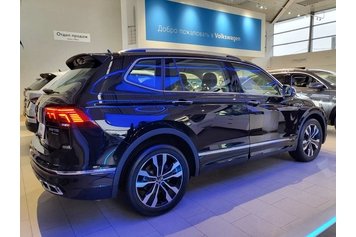 TIGUAN Long330 Черный Deep перламутр 2023