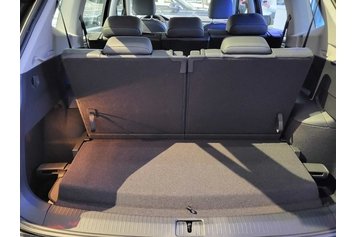 TIGUAN Long330 Черный Deep перламутр 2023