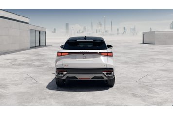 C5 Lifestyle Белый с черной крышей 2024