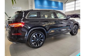 Kodiaq Flagship Черный Deep перламутр 2023