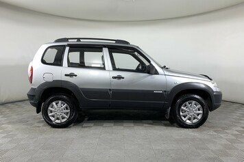 CHEVROLET Niva