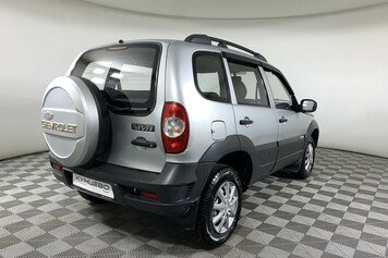CHEVROLET Niva