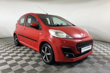 PEUGEOT 107
