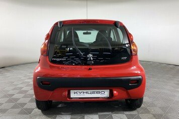 PEUGEOT 107