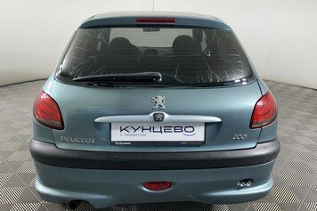 PEUGEOT 206